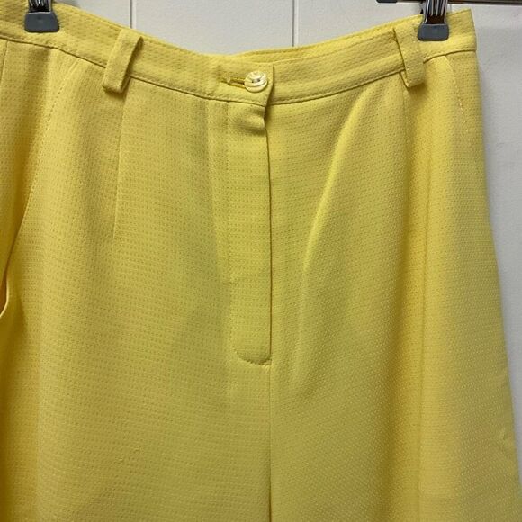 Vintage 80s Vanex by Paris Women’s Medium Yellow Bermuda Shorts - Picture 3 of 10